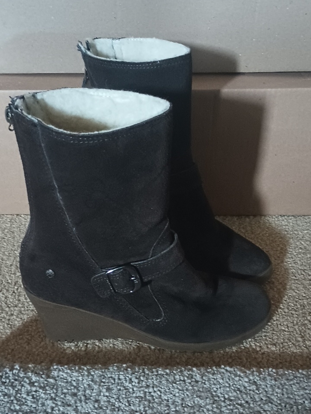 Size 10 Chocolate Brown Suede With Sherpa Wedge UGG Boots